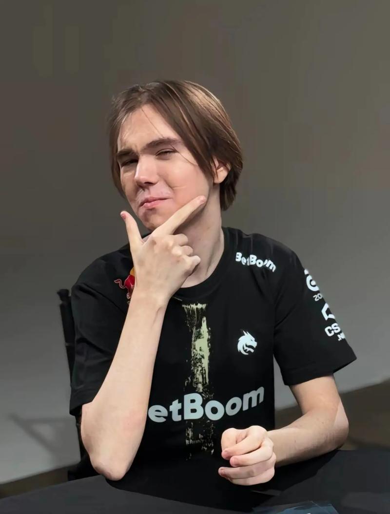 在经过了第一阶段的BO1单轮循环赛之后，LEC将开始第二阶段的小组赛，由8支队伍进行 BO3双败淘汰赛