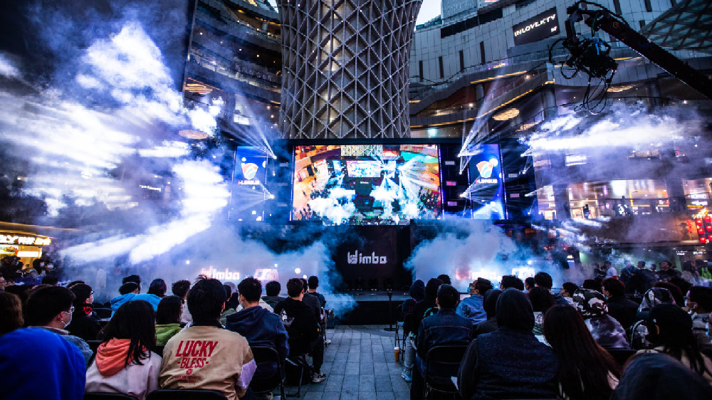 在历史上的这一天： Top Esports 赢得了2020年英雄联盟Mid-Season Cup冠军。